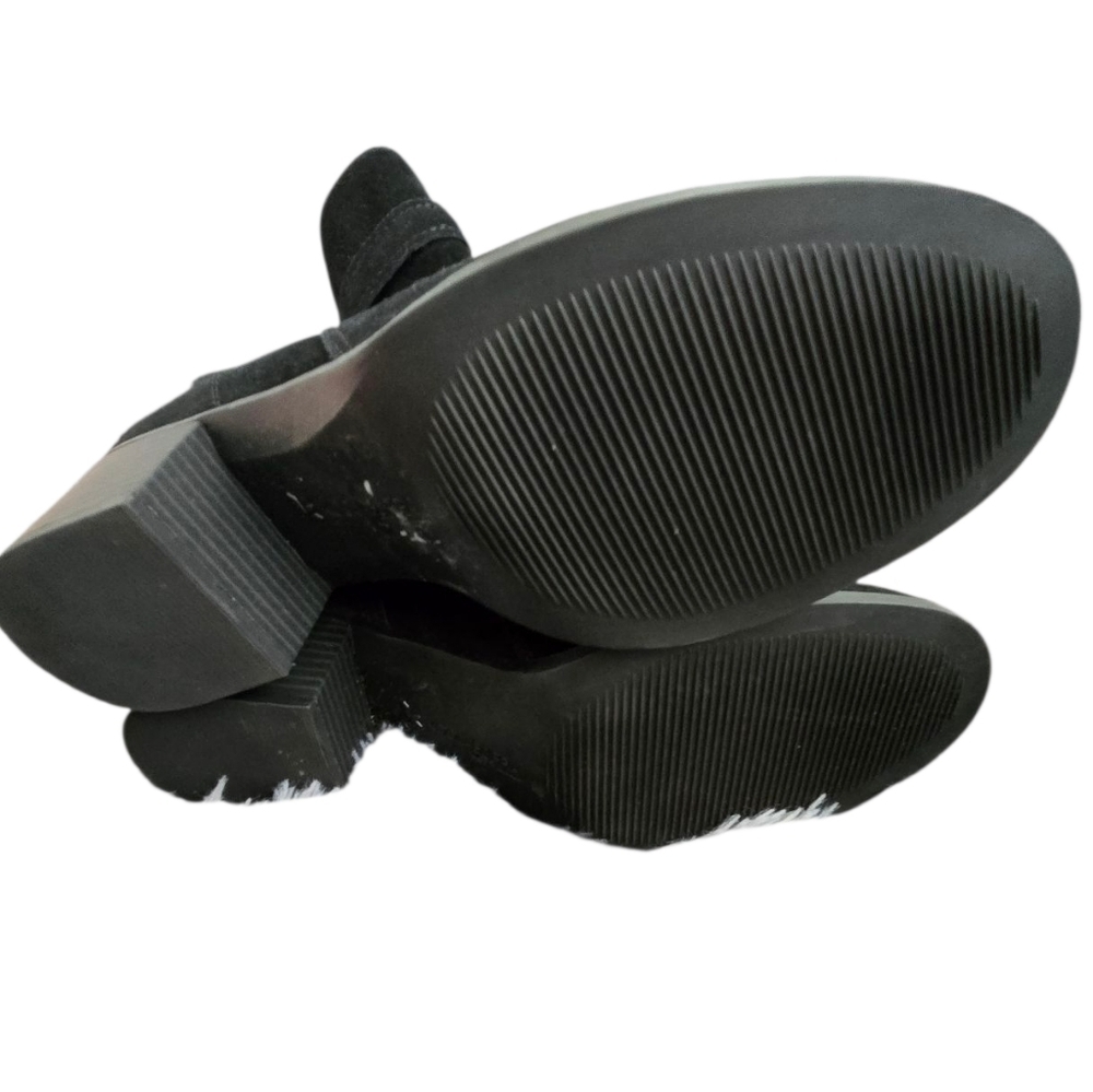 Koolaburra By UGG Ortholite Black Ankle Booties Sleek Comfortable Design Size 9 - Picture 4 of 7